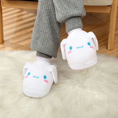 Fluffy Twitch Slippers 🌸